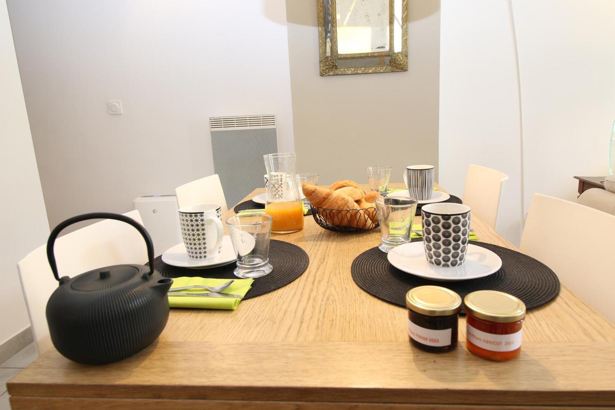 T3 Appartement Hypercentre Proche Commerce- Parking - 2 Chambres Wifi Gratuit Авиньон Экстерьер фото