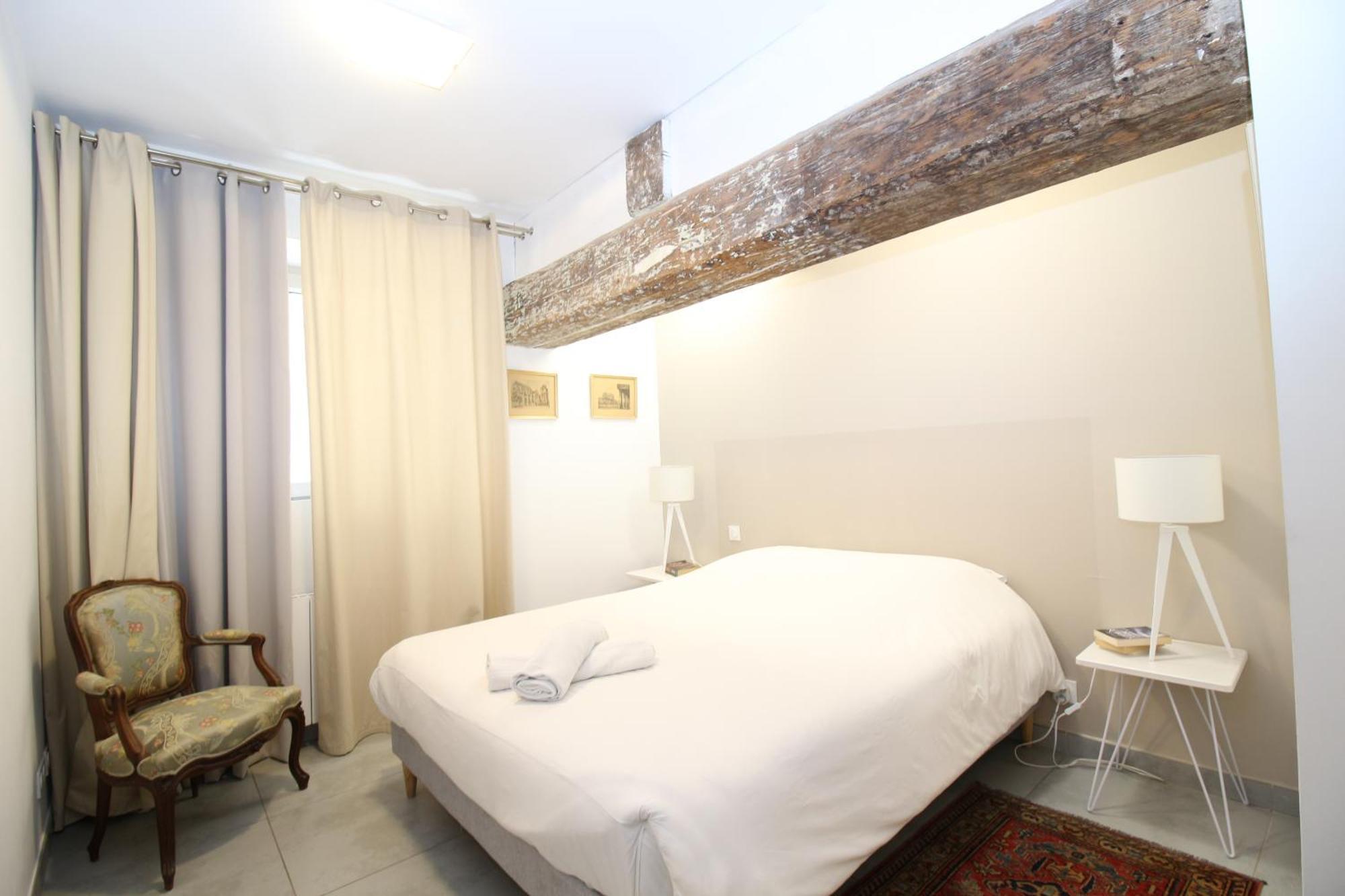 T3 Appartement Hypercentre Proche Commerce- Parking - 2 Chambres Wifi Gratuit Авиньон Экстерьер фото